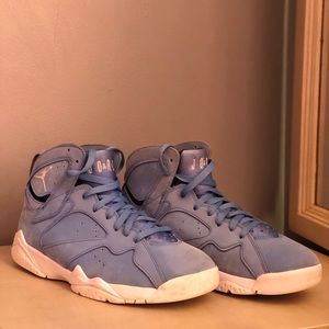 Jordan 7 University blue: